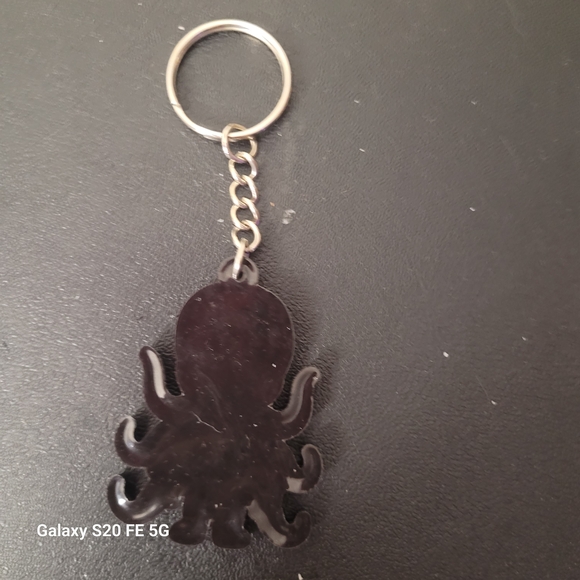 Slenderman Character Keychain - Picture 2 of 2